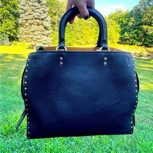 COACH ROGUE 30 RIVETS/TEA ROSE EUC